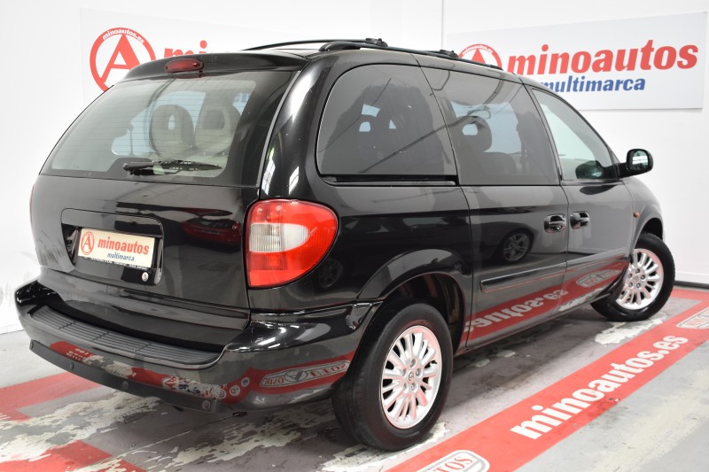 CHRYSLER VOYAGER en Minoautos