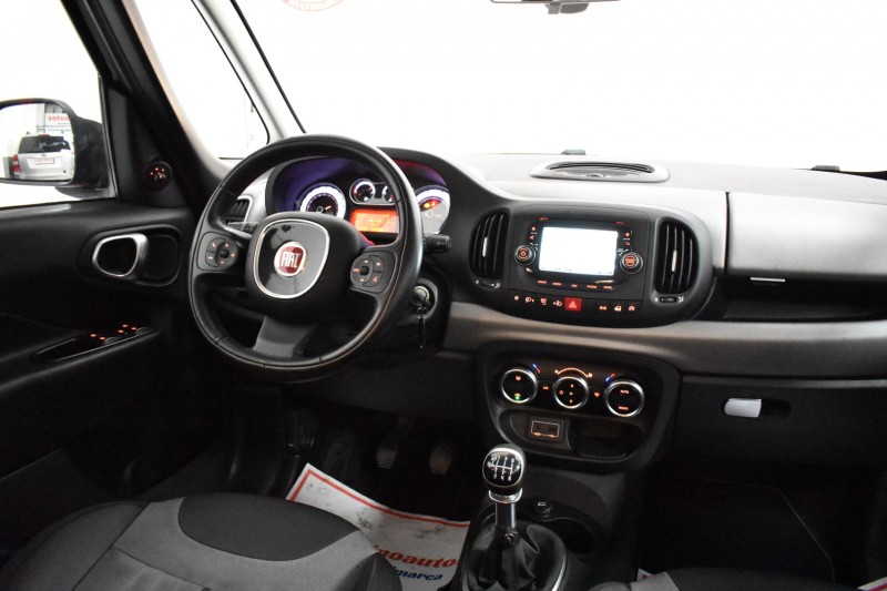 FIAT 500L LIVING LOUNGE 1.6 MJET 105 CV 7 PLAZAS en Minoautos