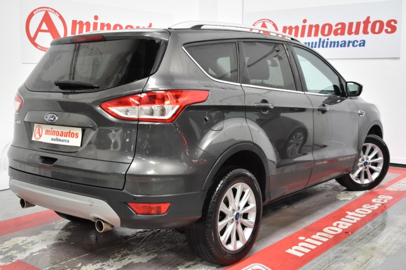 FORD KUGA en Minoautos