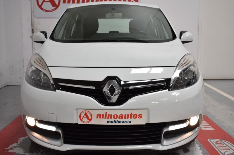 RENAULT SCENIC en Minoautos