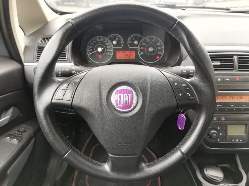 FIAT PUNTO en Minoautos