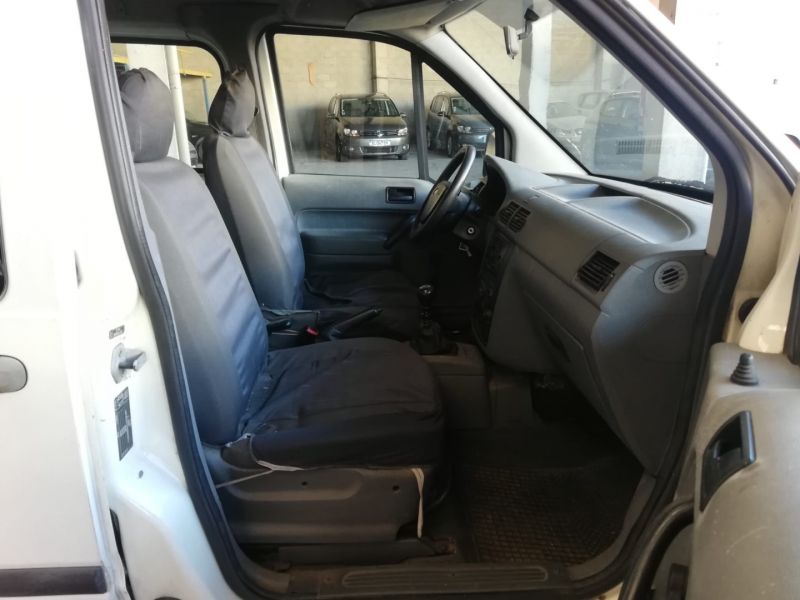 FORD TRANSIT CONNECT en Minoautos