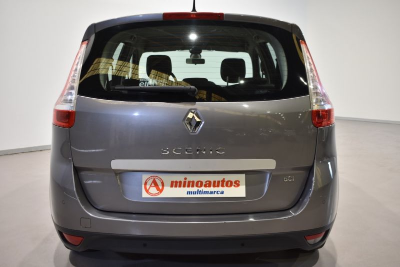 RENAULT GRAND SCENIC en Minoautos