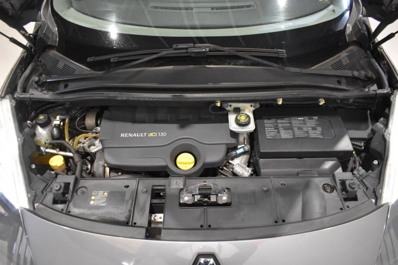 RENAULT GRAND SCENIC en Minoautos