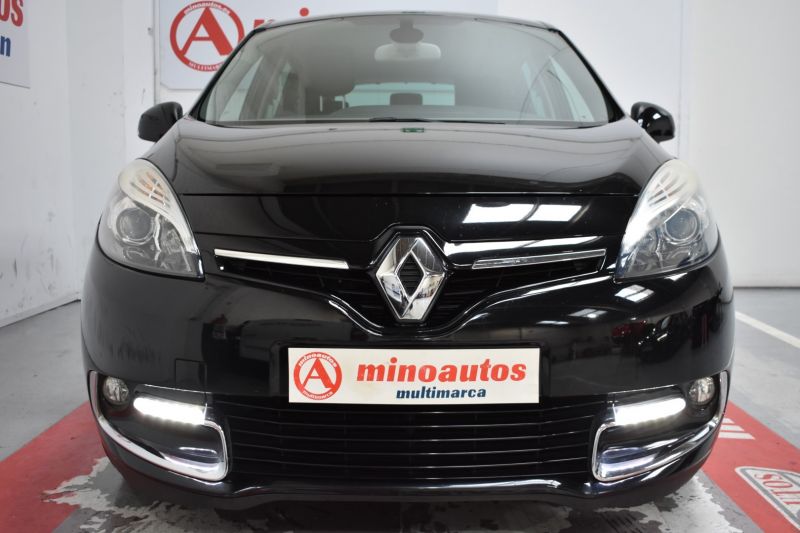 RENAULT SCENIC en Minoautos