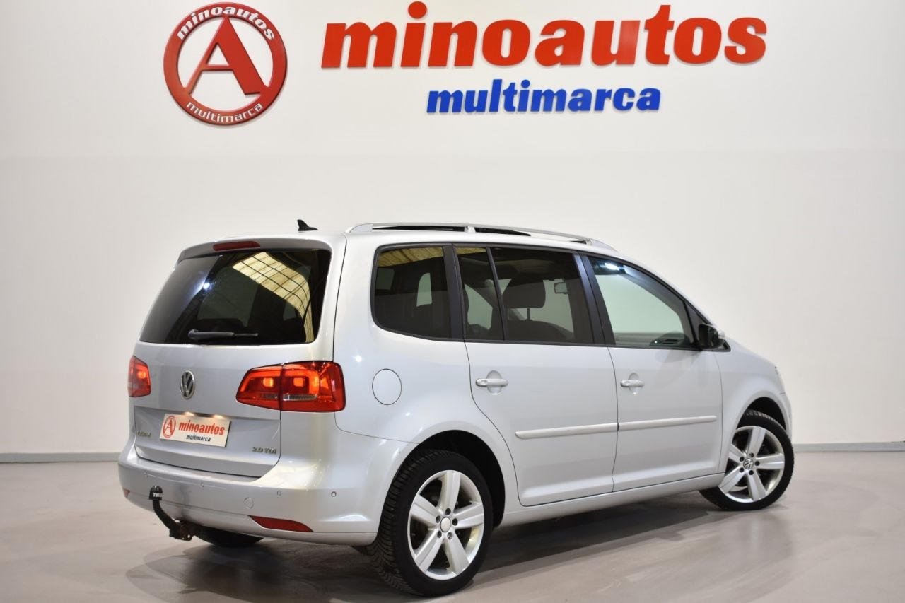 VW TOURAN en Minoautos