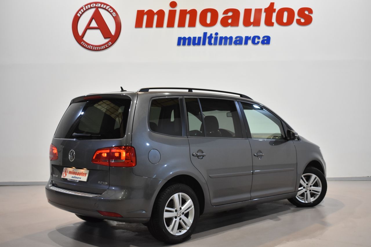 VW TOURAN en Minoautos