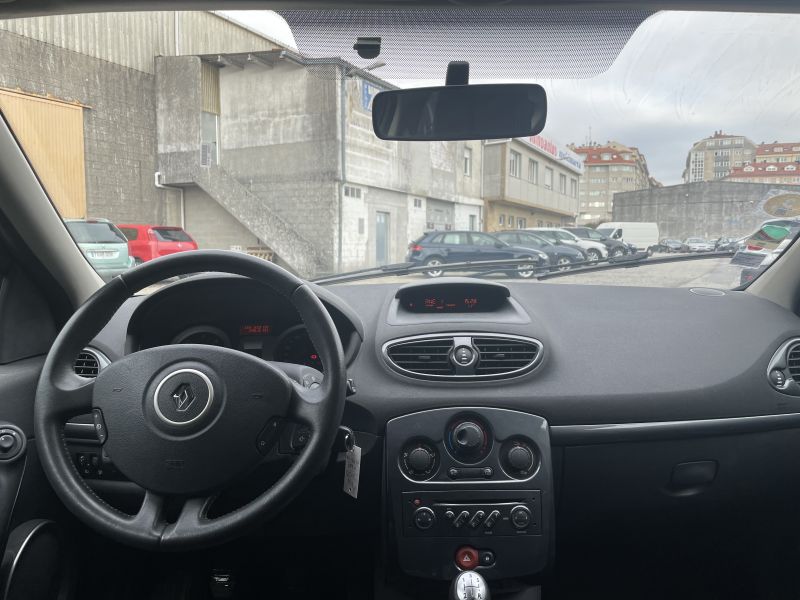 RENAULT CLIO en Minoautos