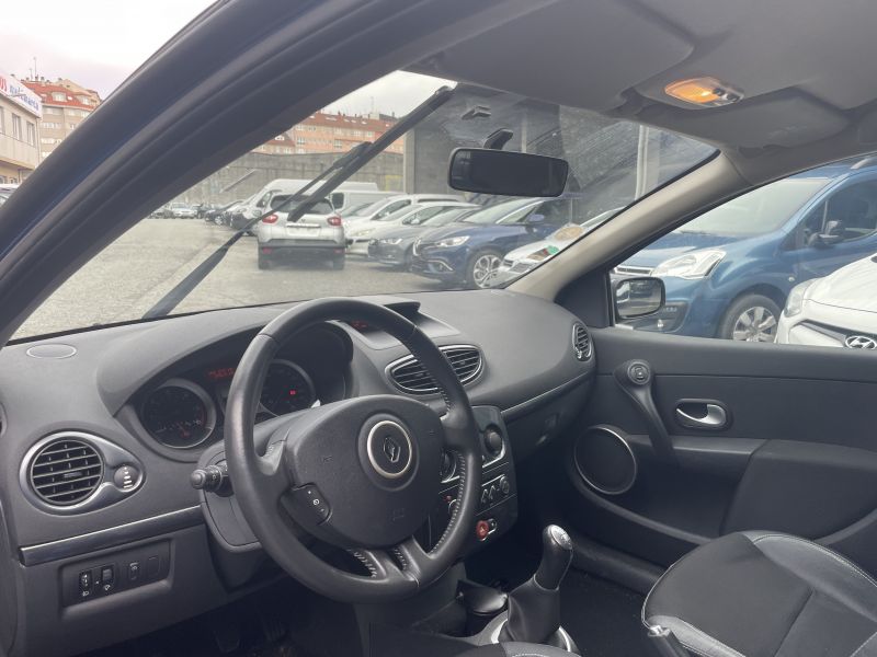 RENAULT CLIO en Minoautos