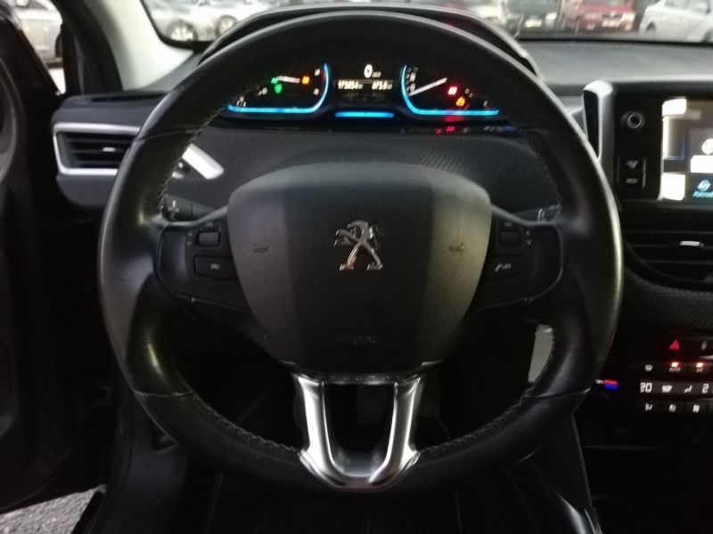 PEUGEOT 2008 en Minoautos