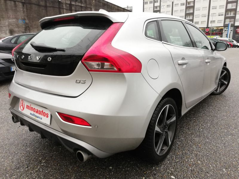 VOLVO V40 en Minoautos