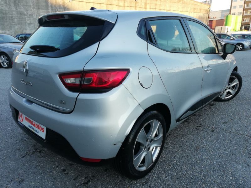 RENAULT CLIO en Minoautos