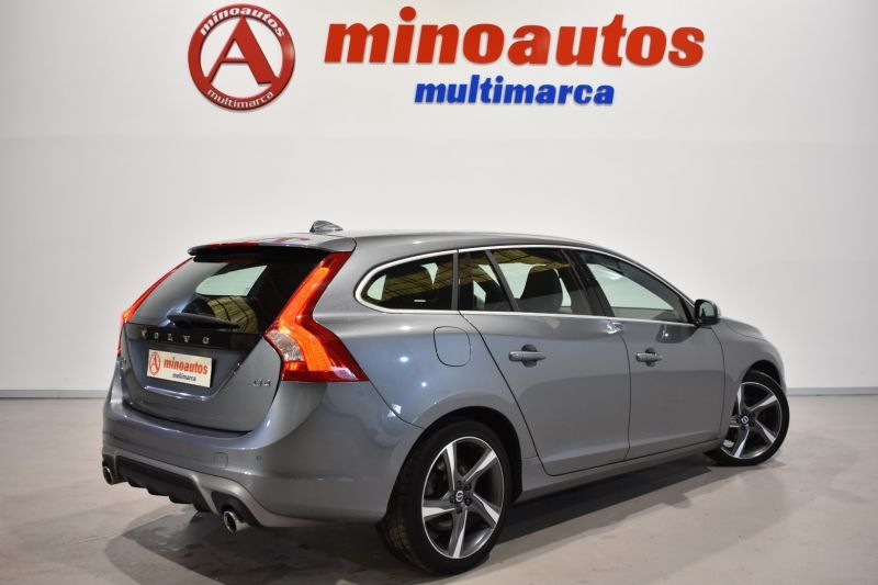 VOLVO V60 en Minoautos