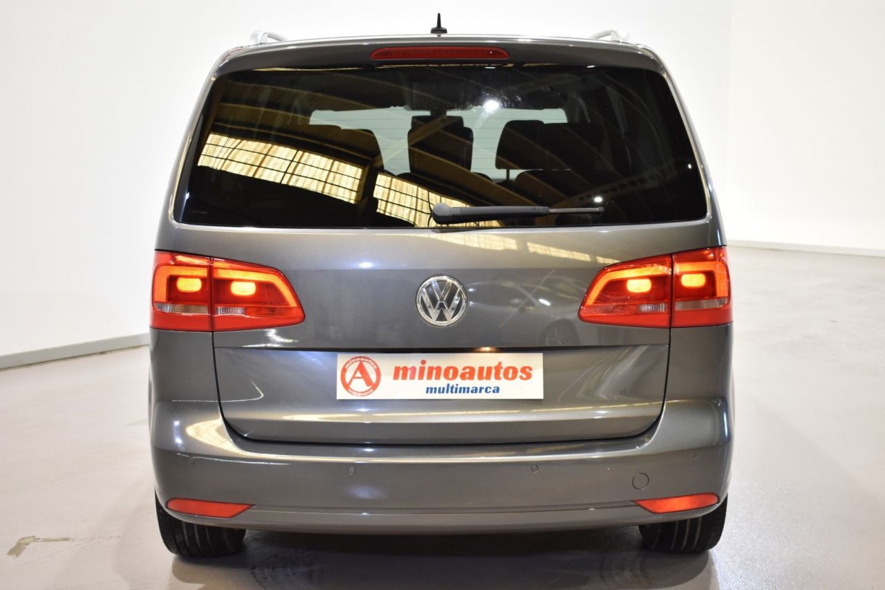 VW TOURAN en Minoautos