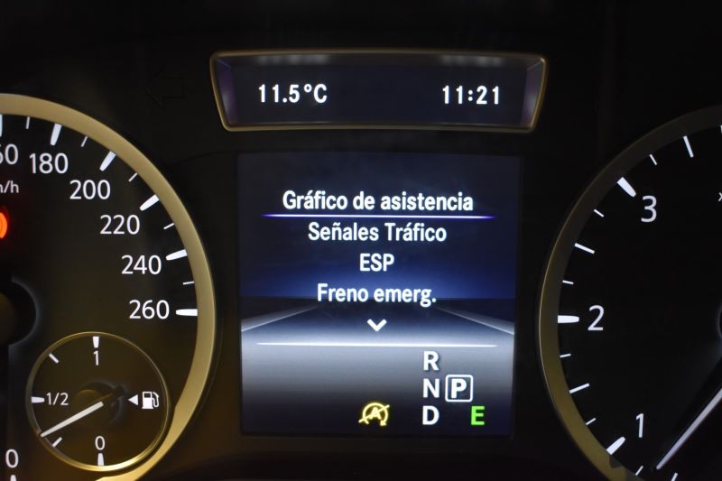 INFINITI Q30 en Minoautos