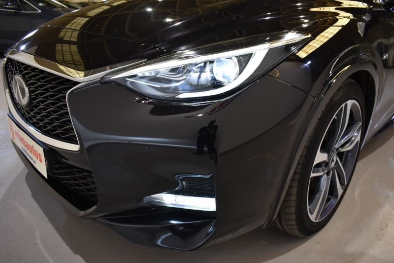 INFINITI Q30 en Minoautos