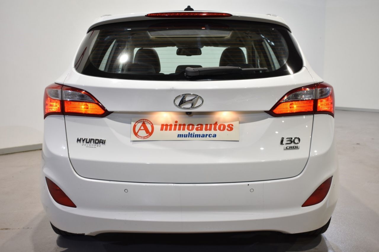 HYUNDAI i30 en Minoautos