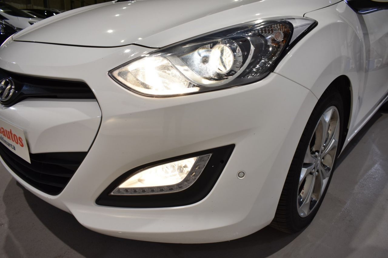 HYUNDAI i30 en Minoautos