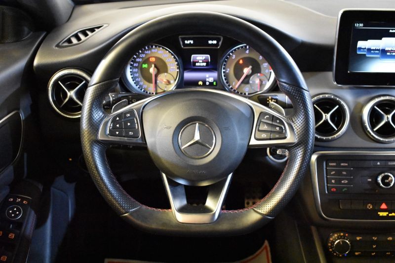 MERCEDES-BENZ CLASE CLA en Minoautos