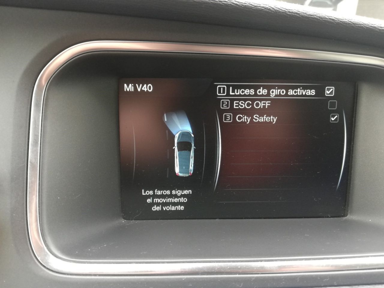 VOLVO V40 en Minoautos