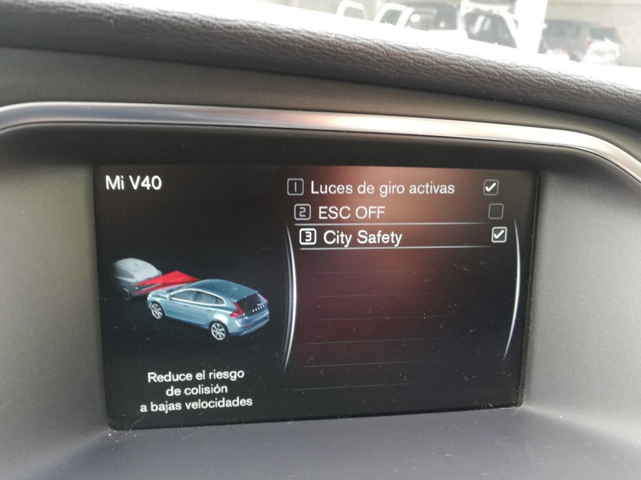 VOLVO V40 en Minoautos