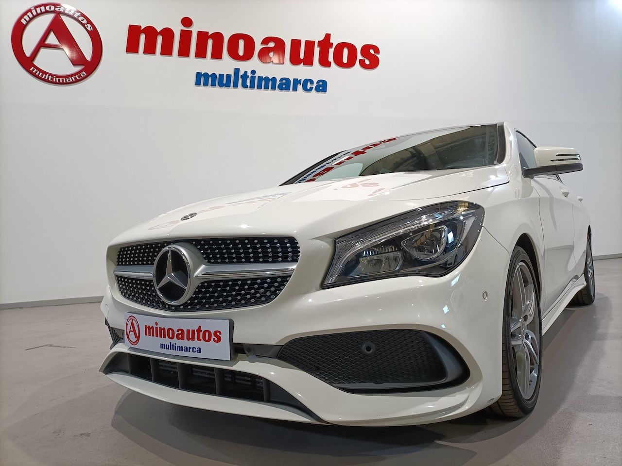 MERCEDES-BENZ CLA en Minoautos