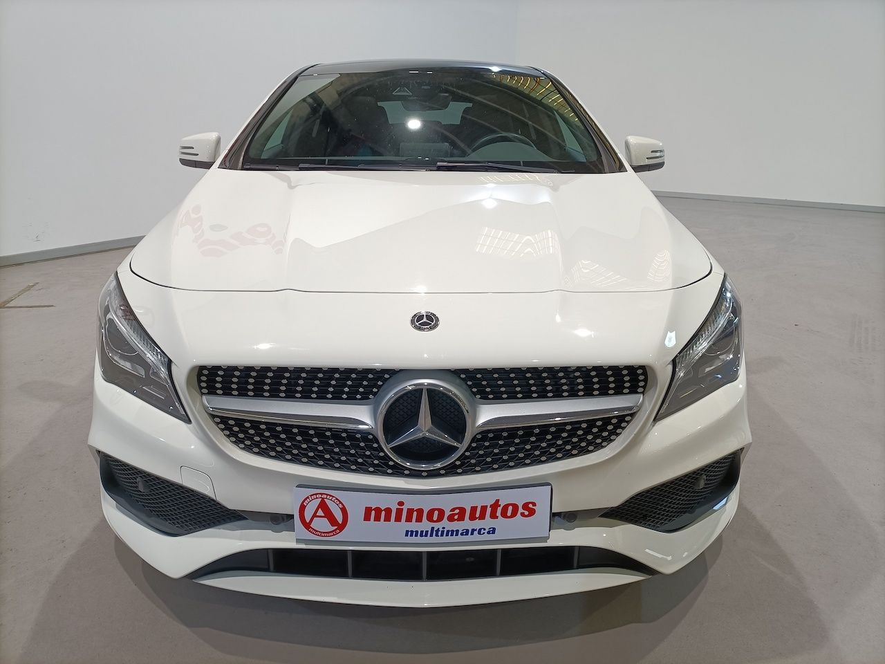 MERCEDES-BENZ CLA en Minoautos