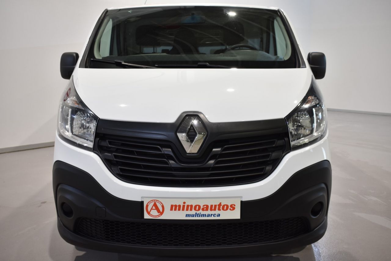 RENAULT TRAFIC en Minoautos