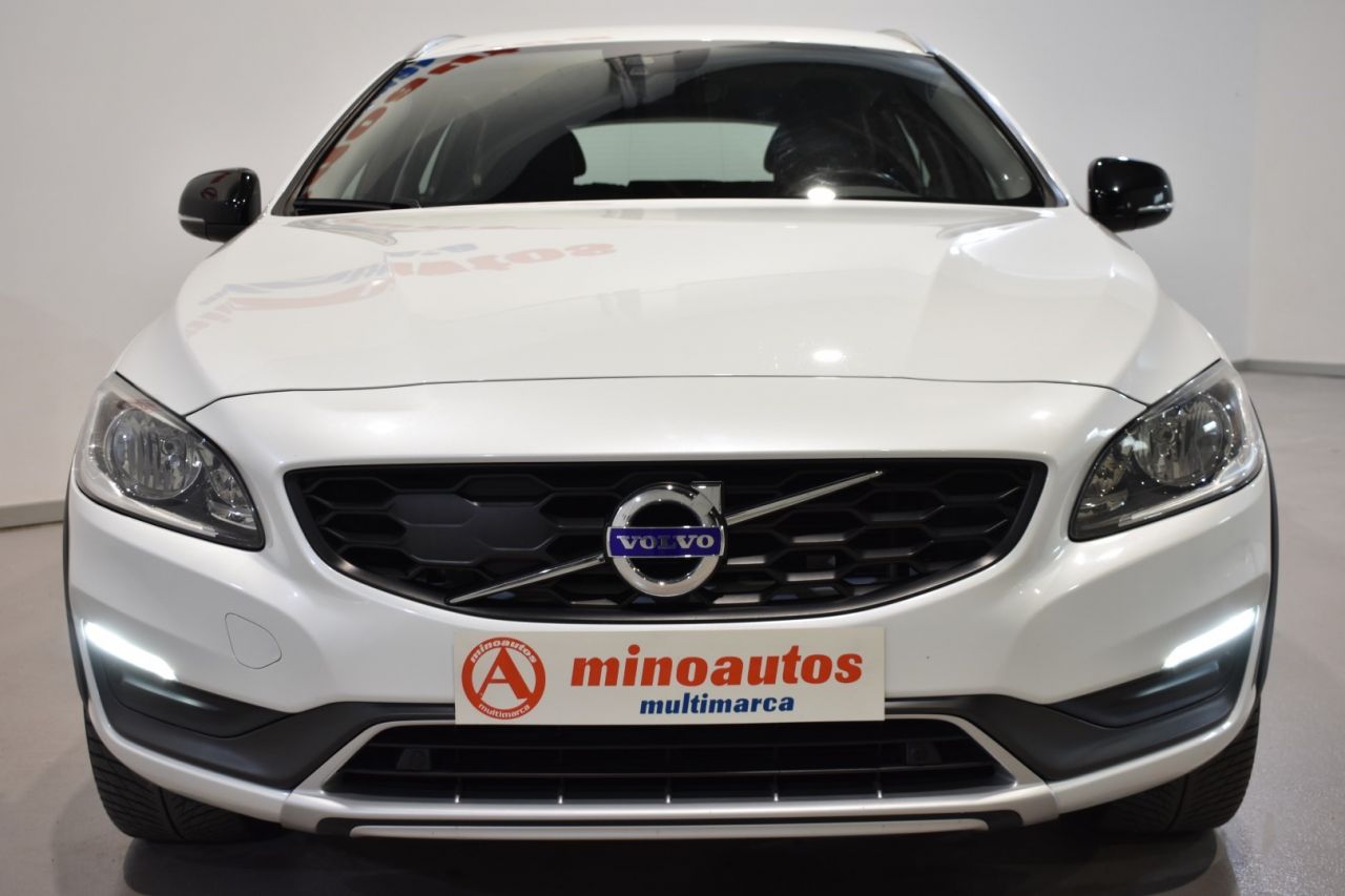 VOLVO V60 CROSS COUNTRY en Minoautos