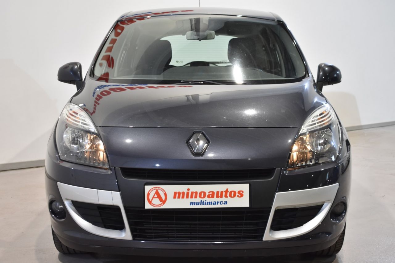 RENAULT SCENIC en Minoautos