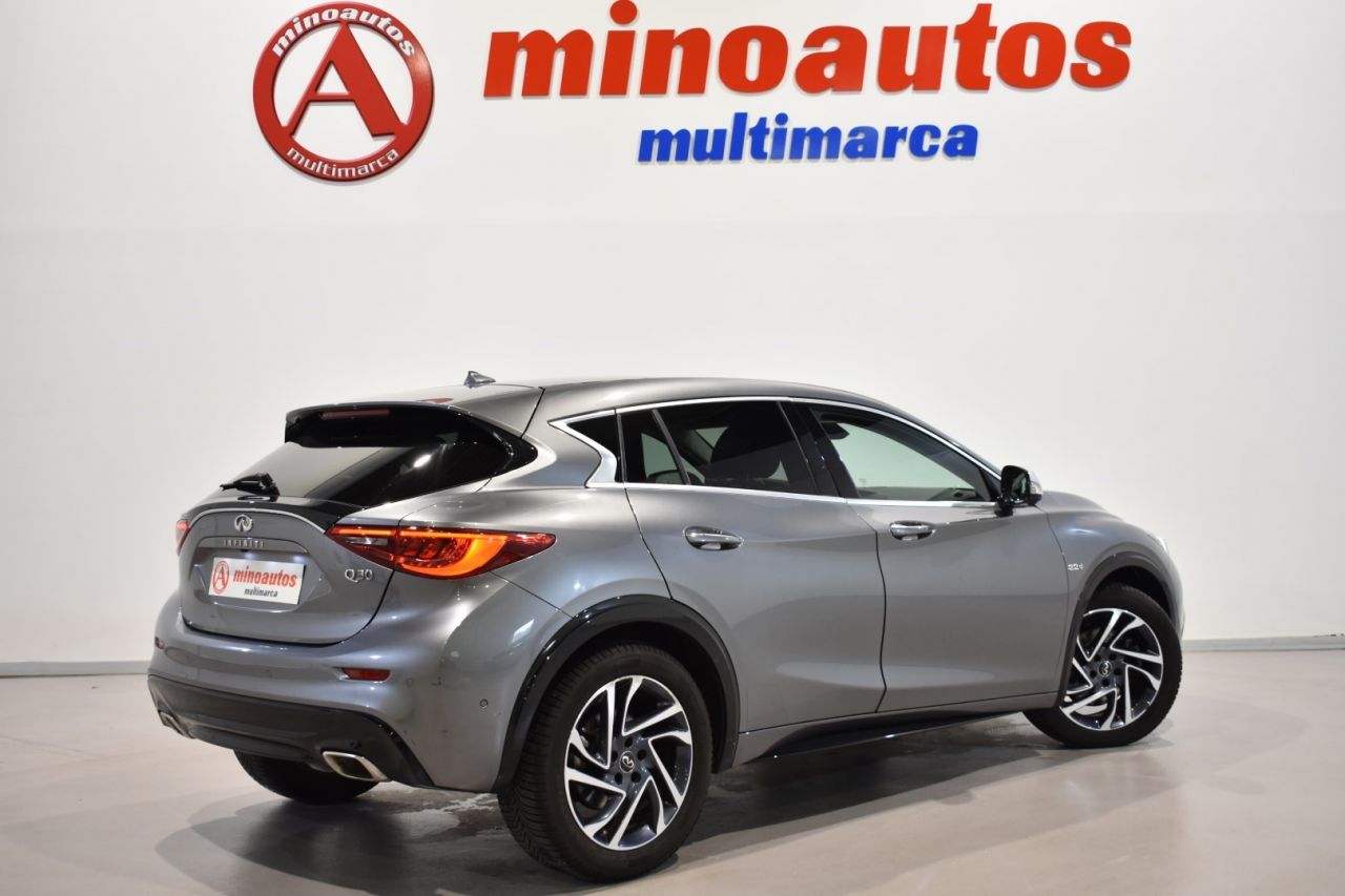 INFINITI Q30 en Minoautos