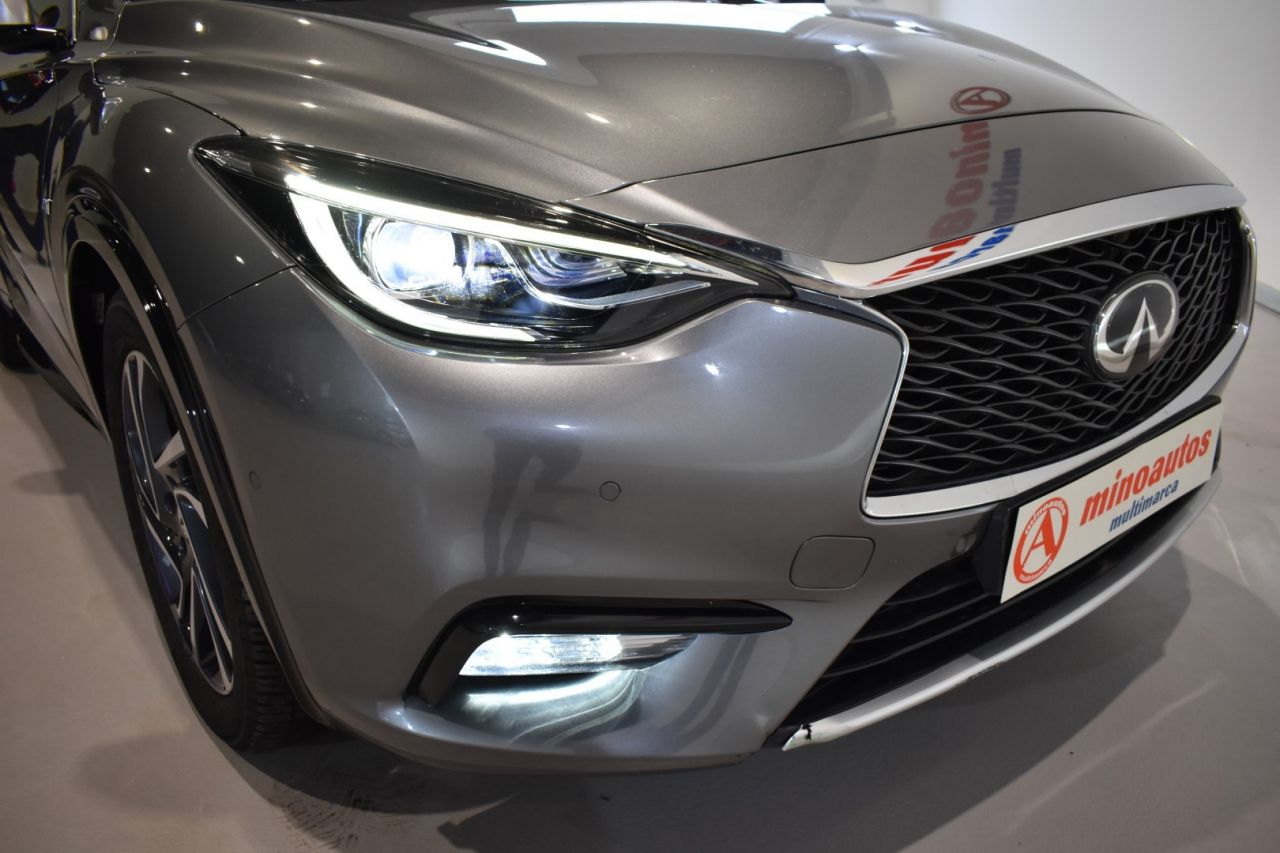 INFINITI Q30 en Minoautos