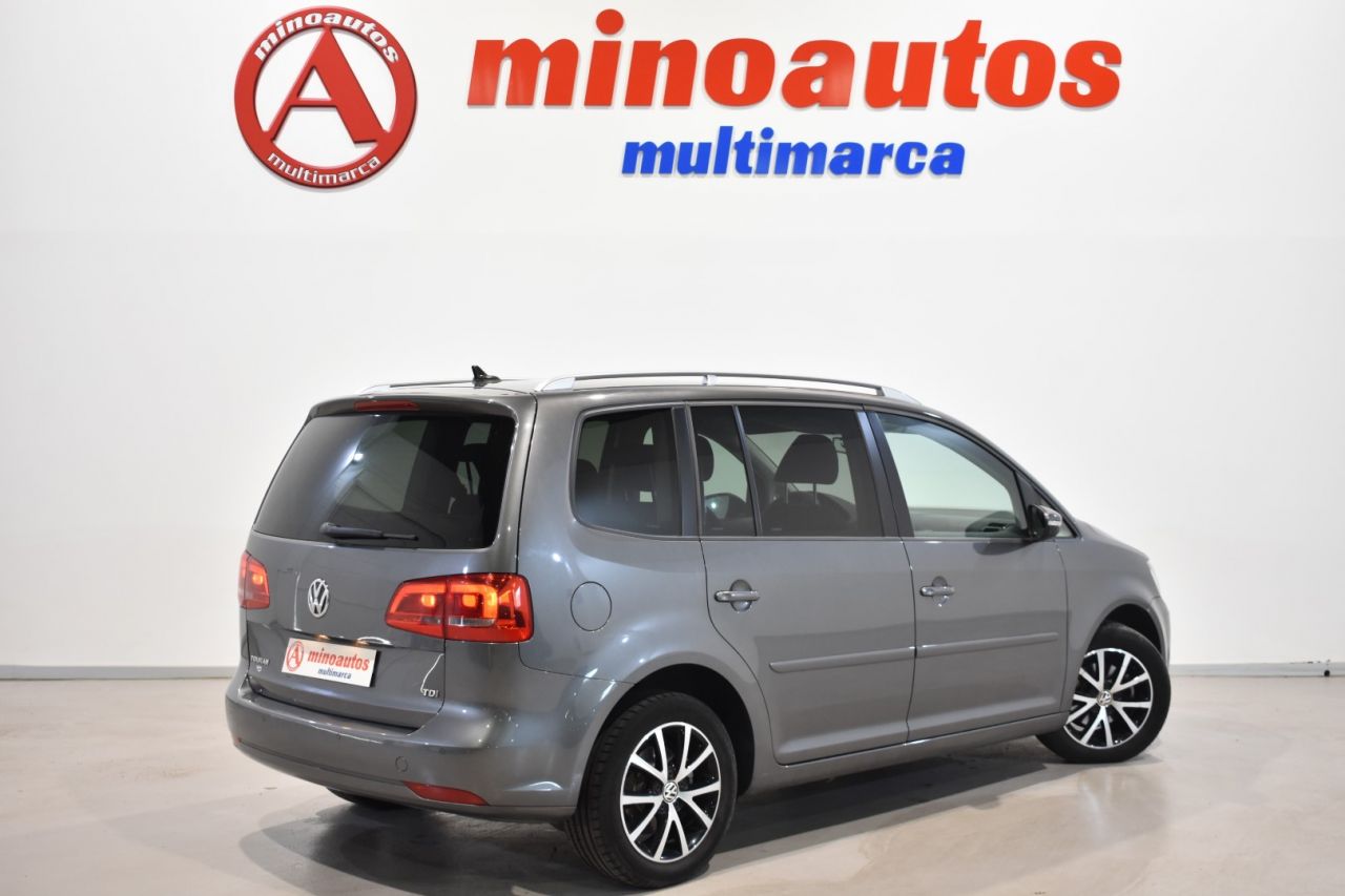 VW TOURAN en Minoautos