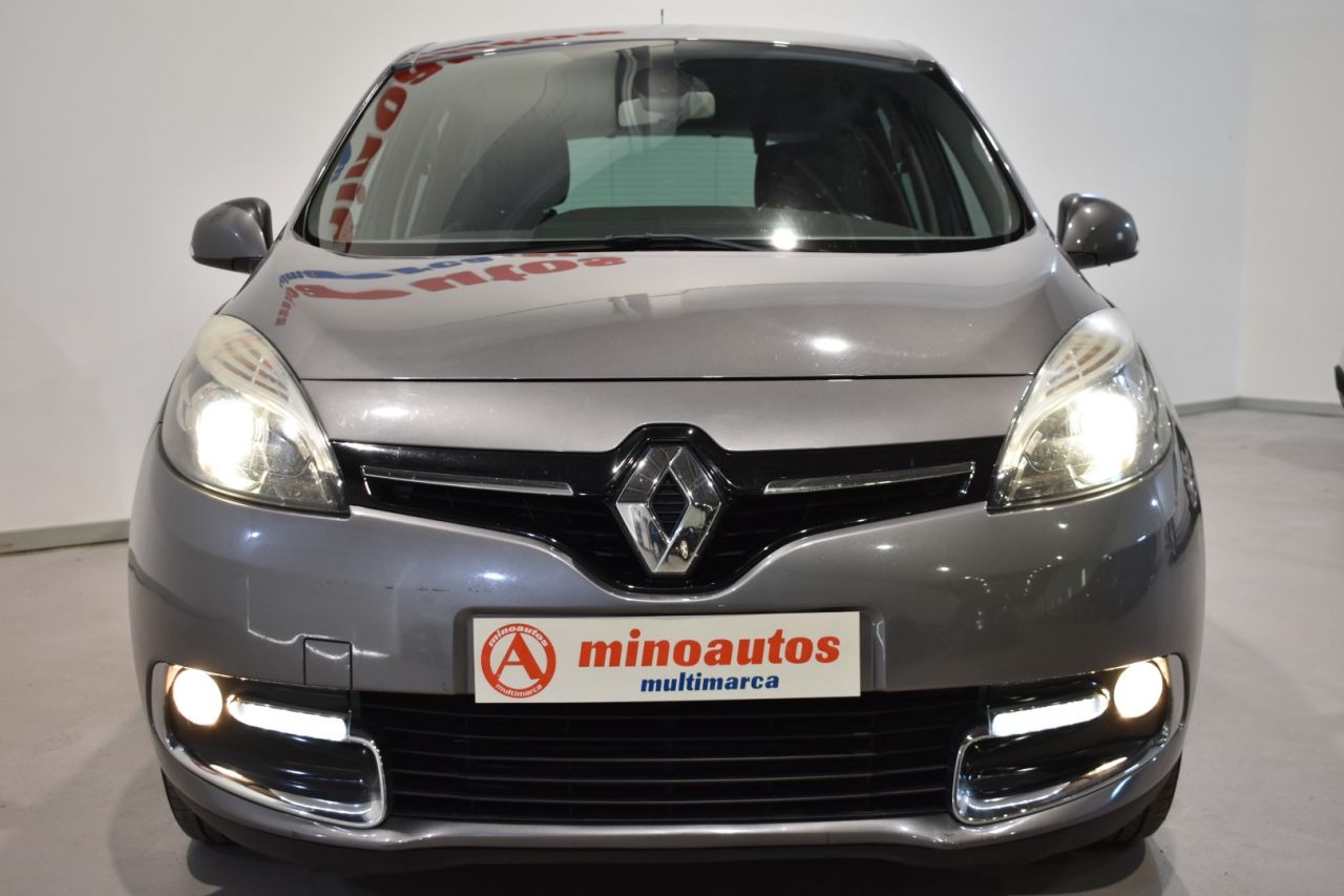 RENAULT SCENIC en Minoautos