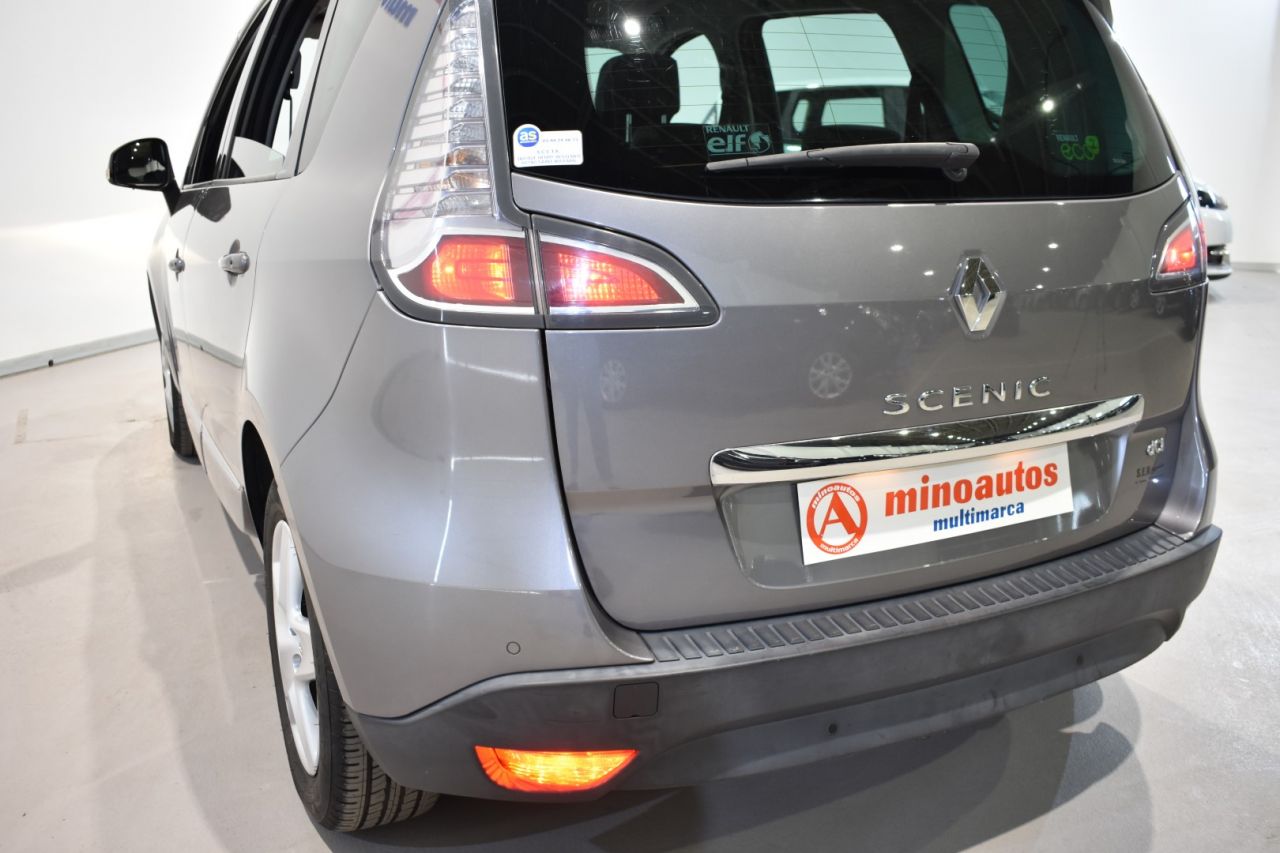 RENAULT SCENIC en Minoautos