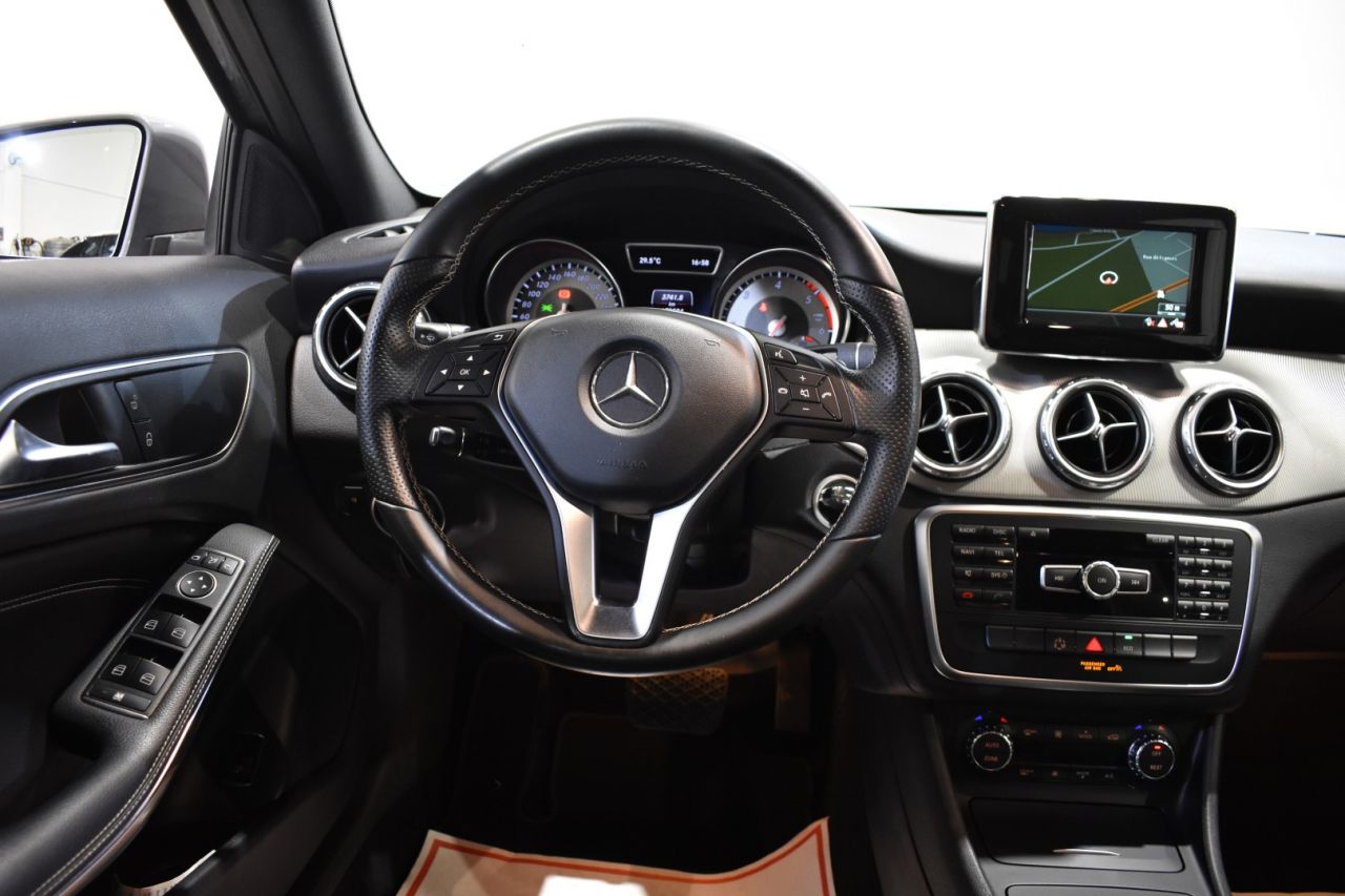 MERCEDES-BENZ CLASE GLA en Minoautos