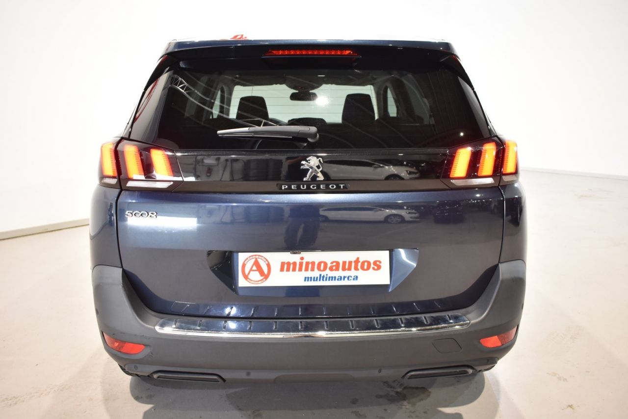 PEUGEOT 5008 en Minoautos