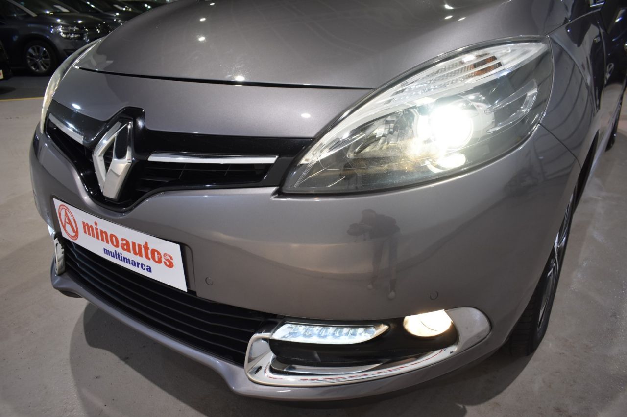 RENAULT GRAND SCENIC III en Minoautos