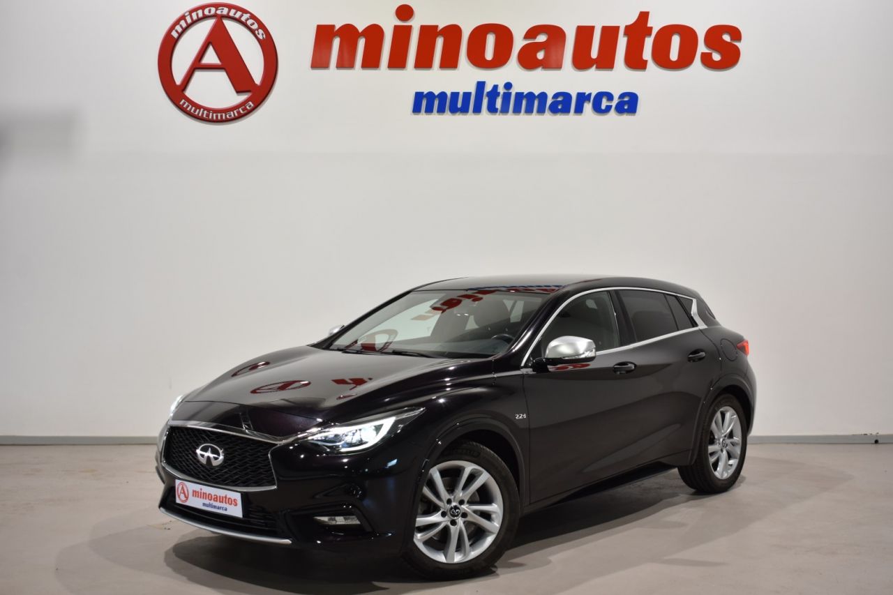 INFINITI Q30 en Minoautos