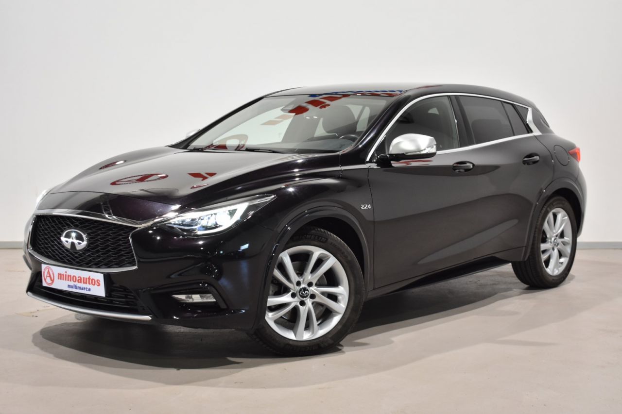 INFINITI Q30 en Minoautos