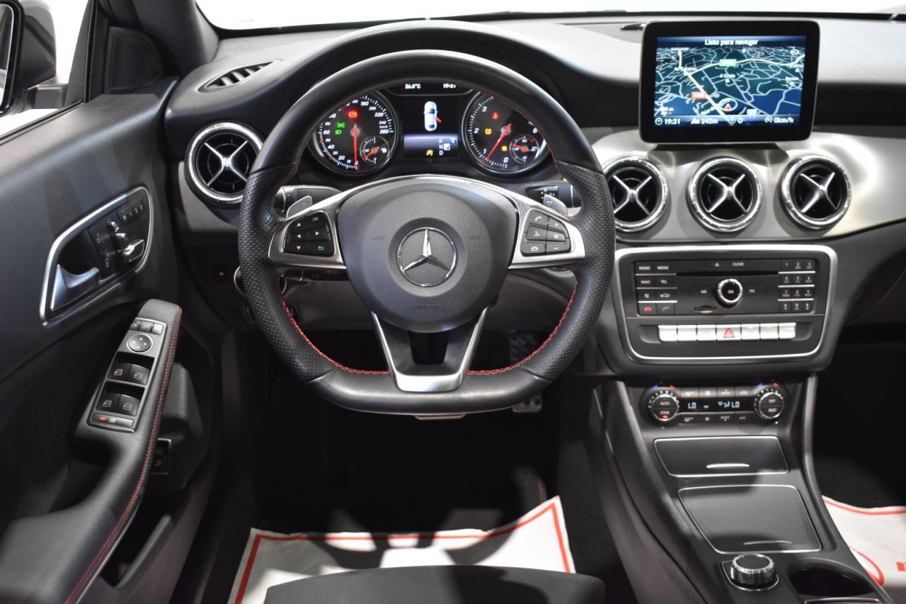 MERCEDES-BENZ CLASE CLA en Minoautos