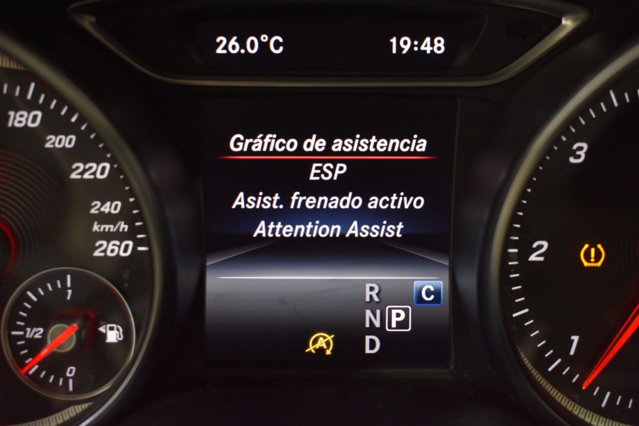 MERCEDES-BENZ CLASE CLA en Minoautos