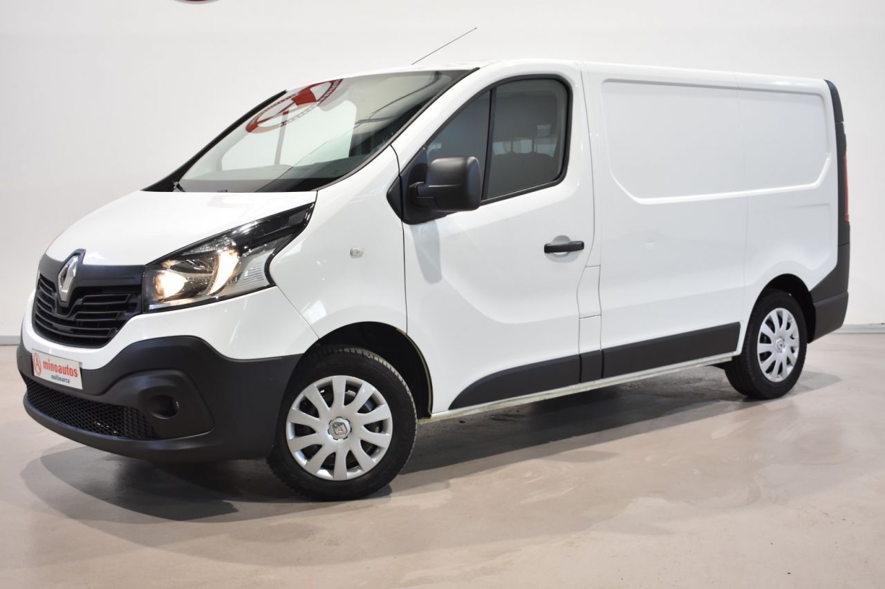 RENAULT TRAFIC en Minoautos