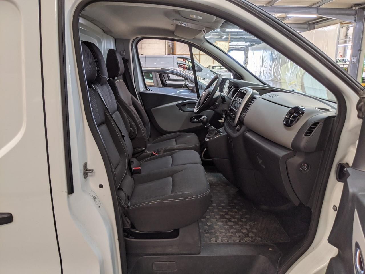 RENAULT TRAFIC en Minoautos