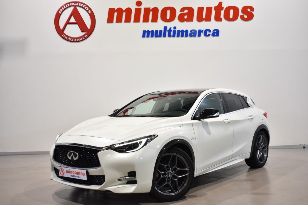 INFINITI Q30 en Minoautos