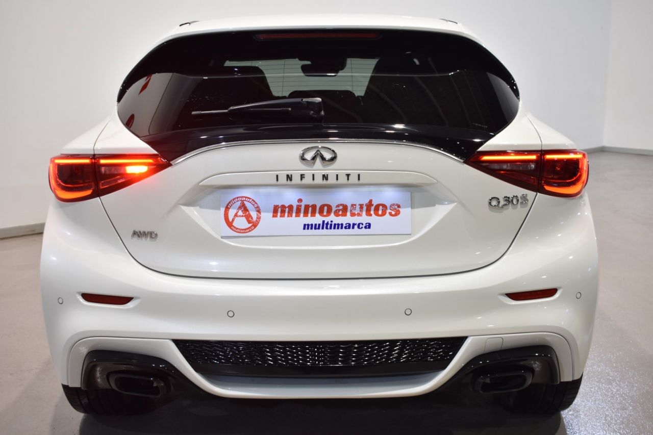 INFINITI Q30 en Minoautos