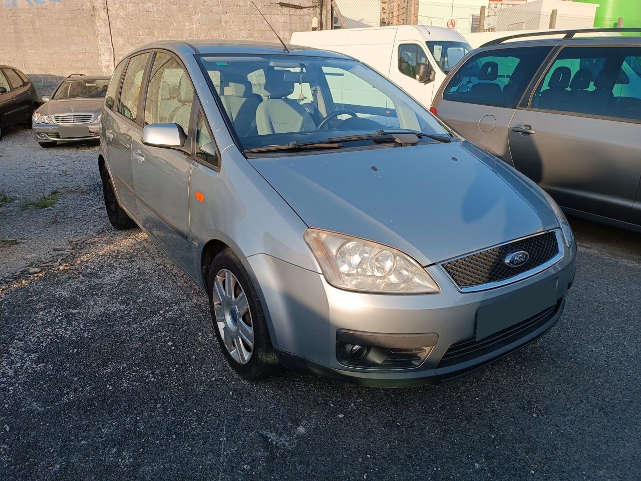 FORD FOCUS C-MAX en Minoautos