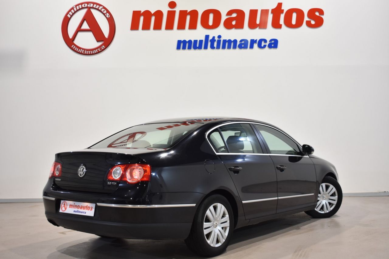 VW PASSAT en Minoautos