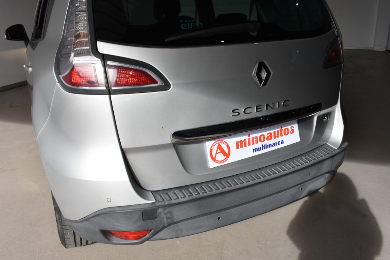 RENAULT SCENIC en Minoautos