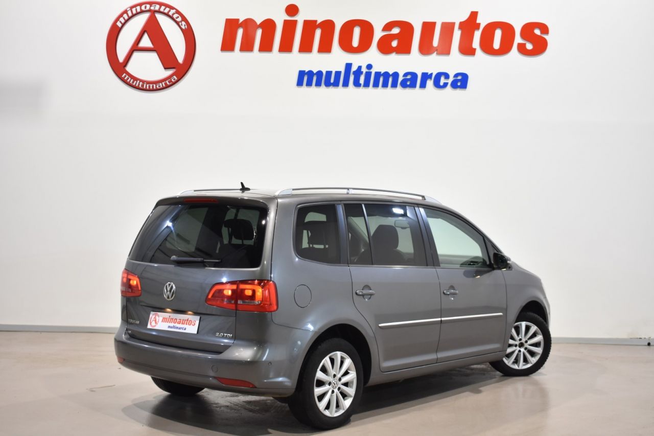 VW TOURAN en Minoautos